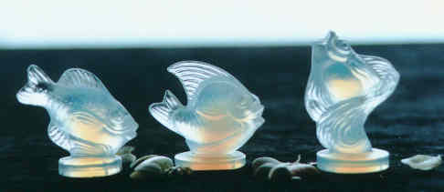 Opalescent glass fishes by Sabino, from the Virtual Glass Museum